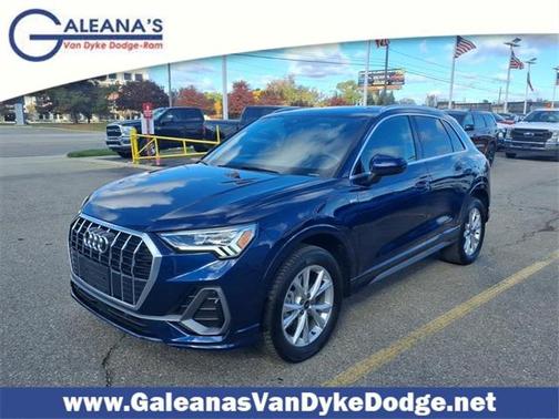 2023 Audi Q3 Premium 45 TFSI S line quattro Tiptronic