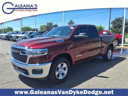 2025 RAM 1500 Big Horn/Lone Star