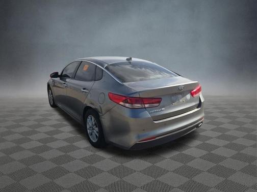 Titanium Silver 2018 Kia Optima LX