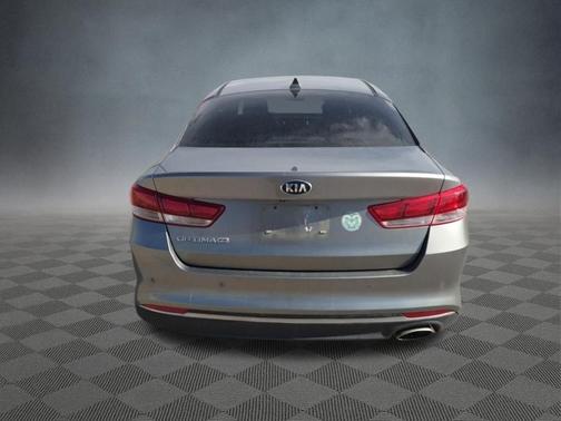 Titanium Silver 2018 Kia Optima LX