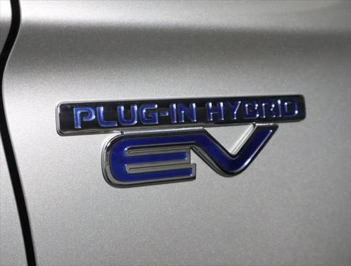 2022 Mitsubishi Outlander PHEV SEL