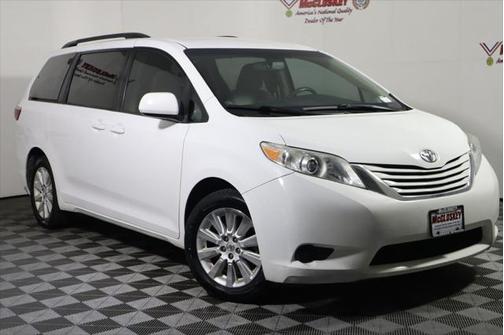 2015 Toyota Sienna LE