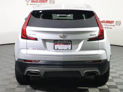Radiant Silver Metallic 2020 Cadillac XT4 Premium Luxury