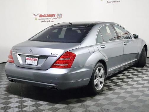 Gray 2013 Mercedes-Benz S-Class S 550 4MATIC