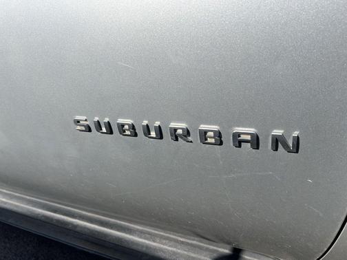 2011 Chevrolet Suburban 1500 LT