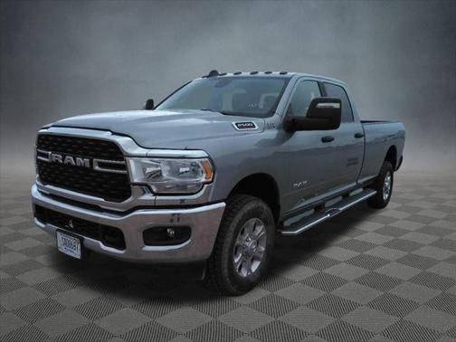 2023 RAM 2500 Big Horn Crew Cab 4x4 8' Box