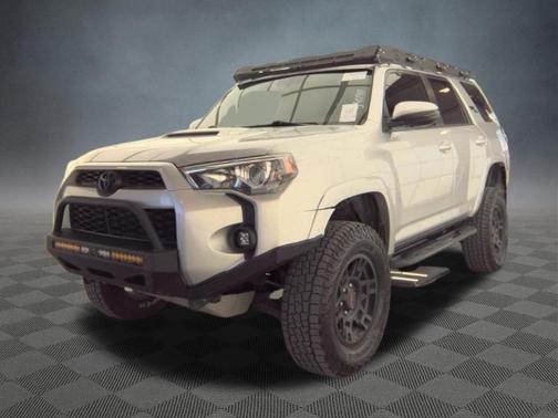 Classic Silver Metallic 2019 Toyota 4Runner Sport