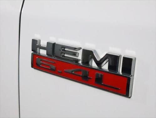 2022 RAM 3500 Tradesman Crew Cab 4x4 8' Box