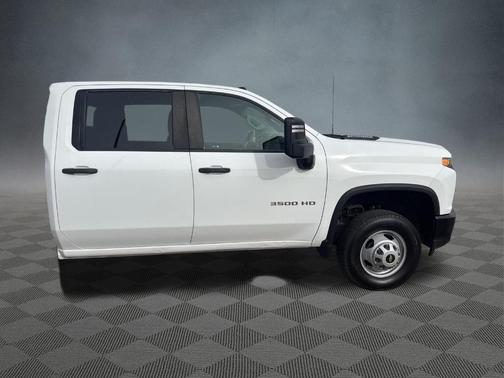 2023 Chevrolet Silverado 3500 WT