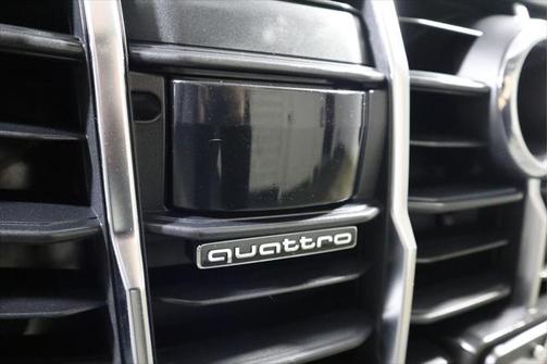 2023 Audi Q7 55 Premium Plus