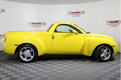 2004 Chevrolet SSR Base