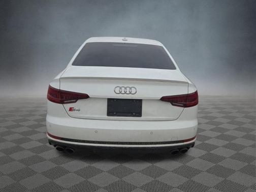 Ibis White 2019 Audi S4 3.0T Prestige