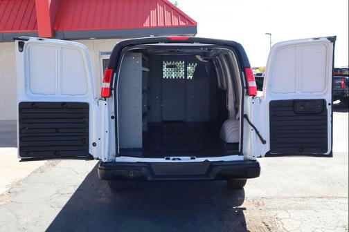 2022 Chevrolet Express 2500 RWD 2500 Regular Wheelbase WT