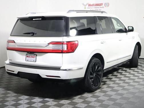 White 2020 Lincoln Navigator Reserve