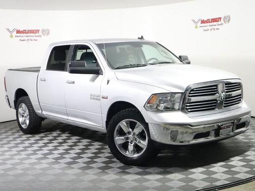 Bright Silver Clearcoat Metallic 2016 RAM 1500 Big Horn