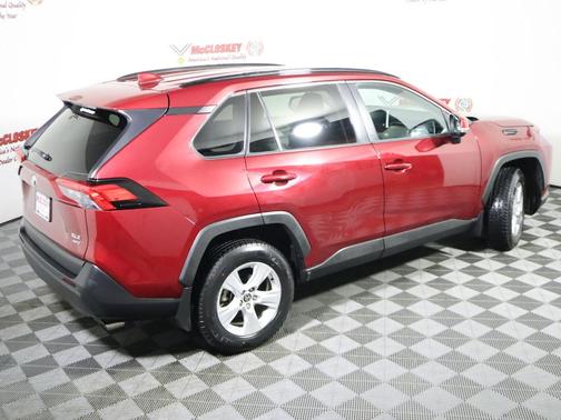 Pearl 2021 Toyota RAV4 XLE