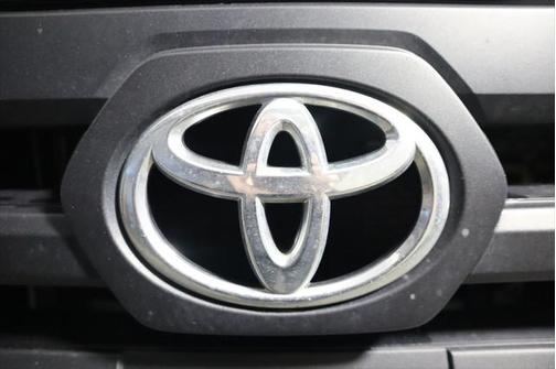 2016 Toyota Tacoma SR5