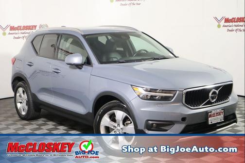 2021 Volvo XC40 T5 Momentum