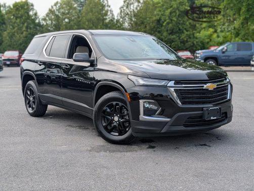 2024 Chevrolet Traverse LS