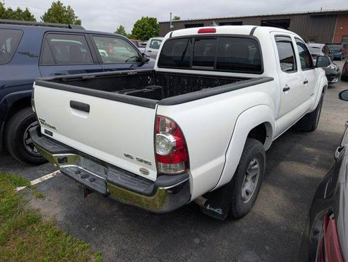 2015 Toyota Tacoma Base