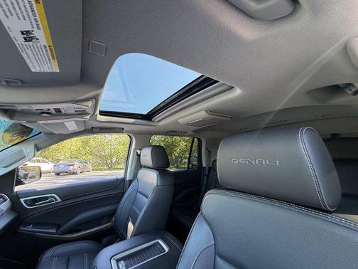 Onyx Black 2019 GMC Yukon Denali