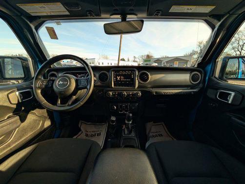 2022 Jeep Wrangler Unlimited High Tide 4x4