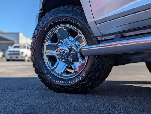 2018 RAM 2500 Tradesman Crew Cab 4x4 6'4' Box