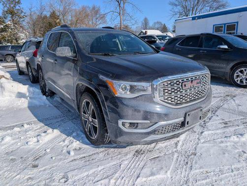 2019 GMC Acadia Denali