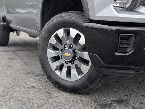 2026 Chevrolet Silverado 2500 Custom