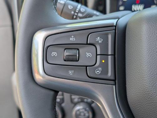 2025 Chevrolet Silverado 3500 LT