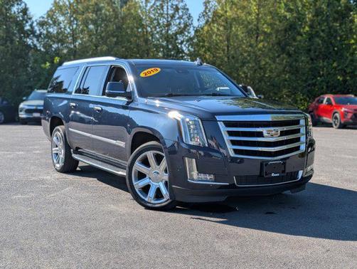 2019 Cadillac Escalade ESV Luxury