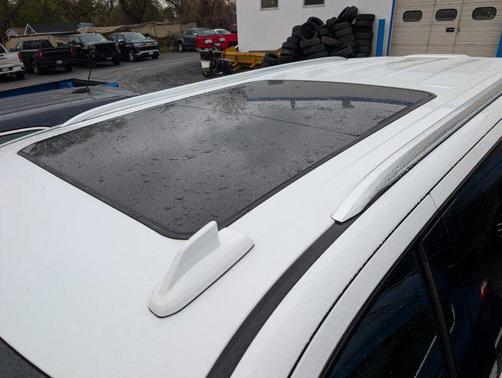 Summit White 2021 Chevrolet Tahoe LT