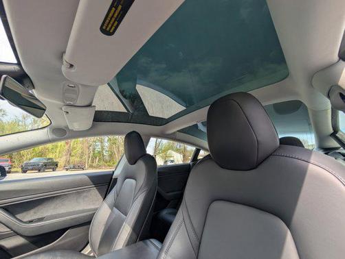 Blue 2019 Tesla Model 3 Long Range