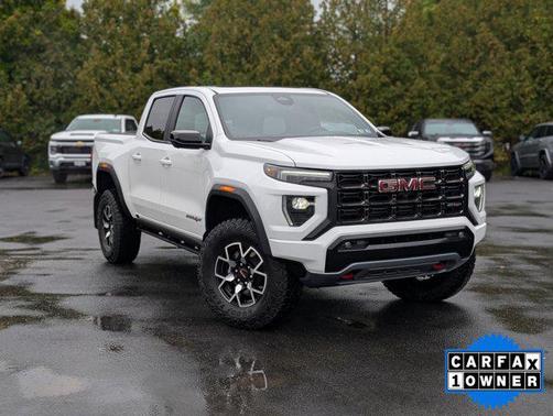 2024 GMC Canyon AT4X