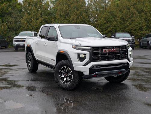 2024 GMC Canyon AT4X