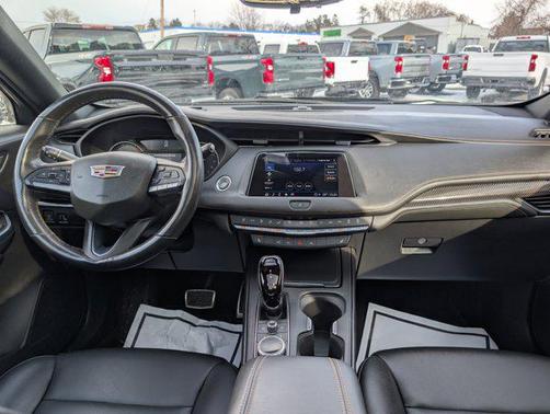 2023 Cadillac XT4 Sport