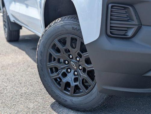 2025 Chevrolet Colorado WT