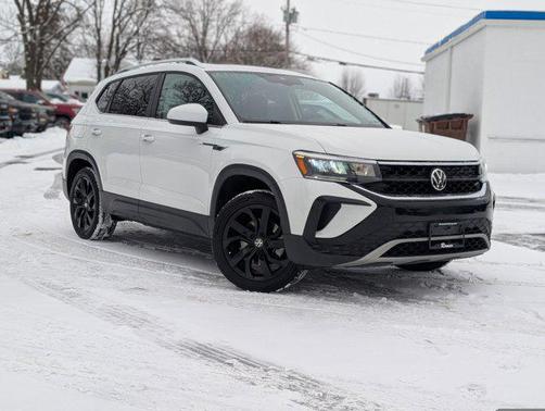 2022 Volkswagen Taos 1.5T SE