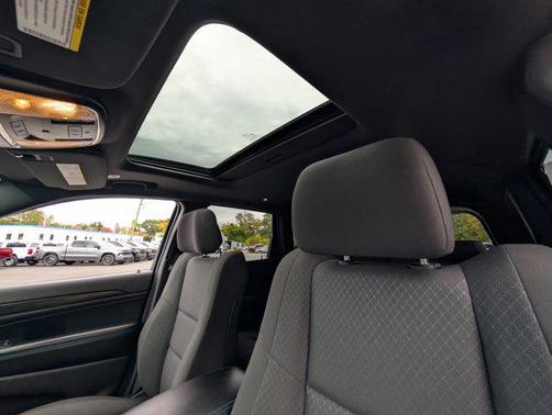 2019 Jeep Grand Cherokee Upland