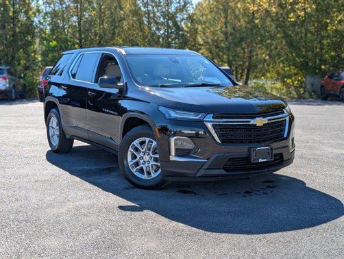 2023 Chevrolet Traverse LS