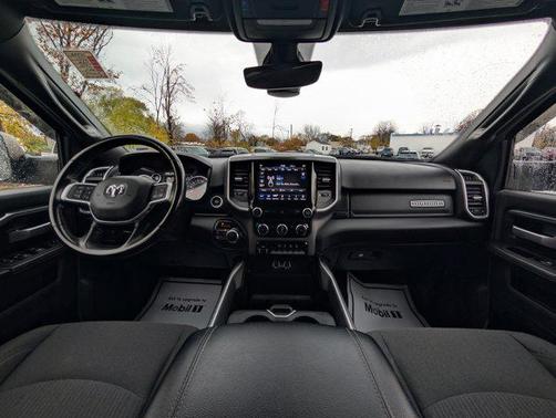 2021 RAM 2500 Big Horn Crew Cab 4x4 6'4' Box