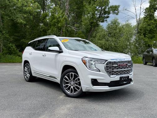 White Frost Tricoat 2023 GMC Terrain Denali