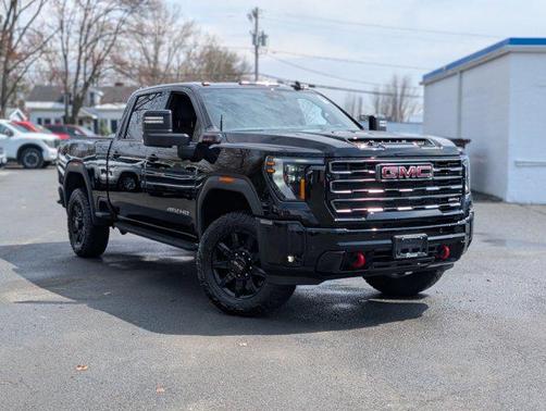 Onyx Black 2025 GMC Sierra 2500 AT4