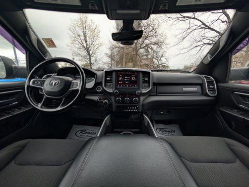 Granite Crystal Metallic Clearcoat 2020 RAM 1500 Big Horn/Lone Star