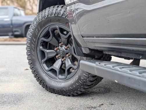 Granite Crystal Metallic Clearcoat 2020 RAM 1500 Big Horn/Lone Star