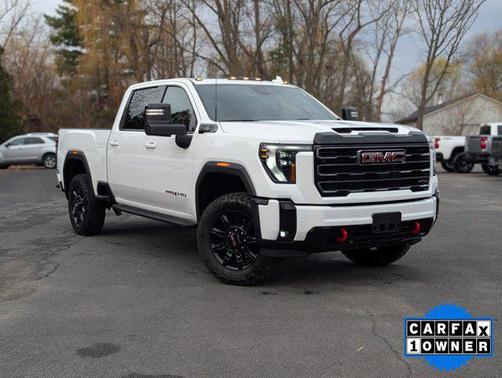 2025 GMC Sierra 2500 AT4
