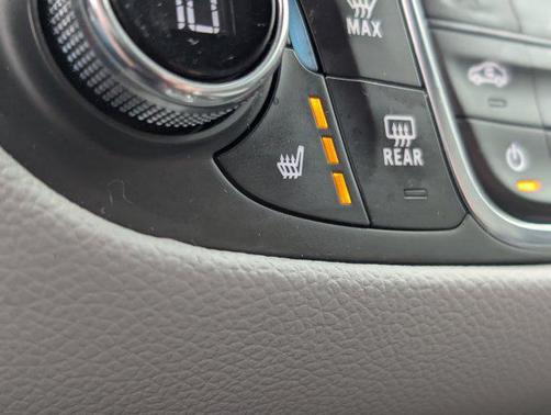 Radiant Red Tintcoat 2023 Chevrolet Equinox 1LT