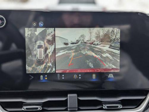 Radiant Red Tintcoat 2026 Chevrolet Equinox 1LT