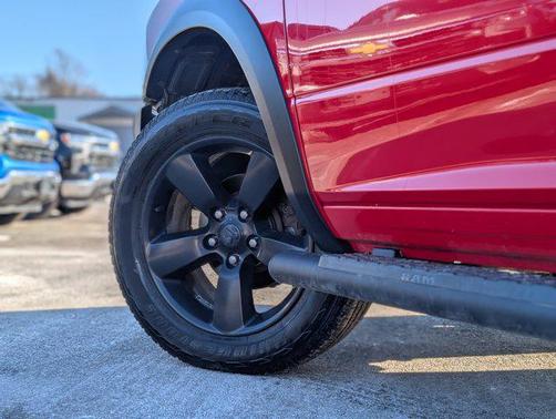 2019 RAM 1500 Classic Warlock Quad Cab 4x4 6'4' Box