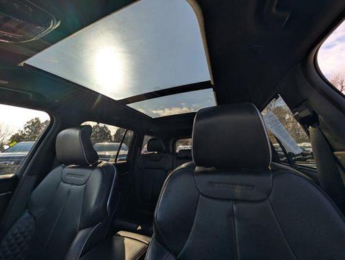 2022 Jeep Grand Cherokee Summit